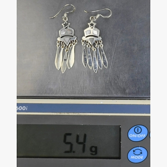 Beautiful Detailed Sterling Silver Mother of Pearl Dangle Earrings - 5.4g - Picture 3 of 3